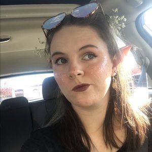 Meet your Posher, Katelyn